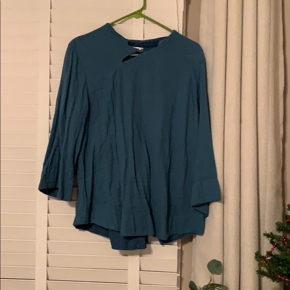 Quarter sleeve cotton shirt